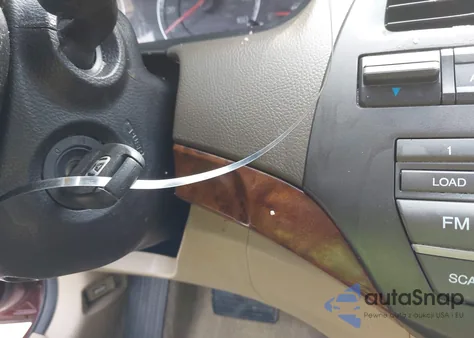 2010 Honda Accord 2.4 Ex-L из США, поврежденный, VIN 1HGCP2F86AA135997